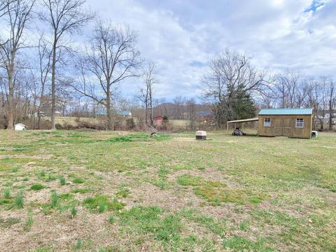 205 Rucker Ct, Berea, KY 40403 photo 3