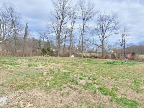 205 Rucker Ct, Berea, KY 40403 photo 4