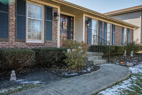 3414 Snaffle Rd, Lexington, KY 40513 photo 3