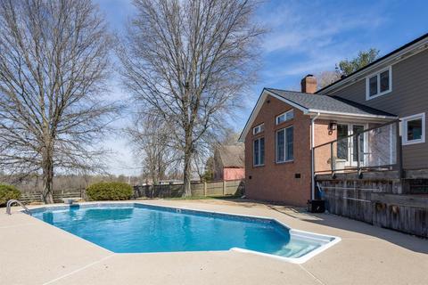 421 Mill Rd, Midway, KY 40347 photo 2