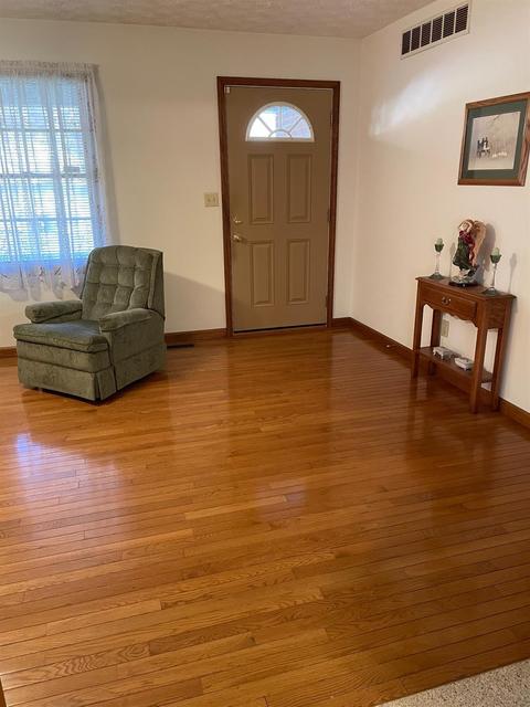 469 Lakeside Dr, Jackson, KY 41339 photo 10