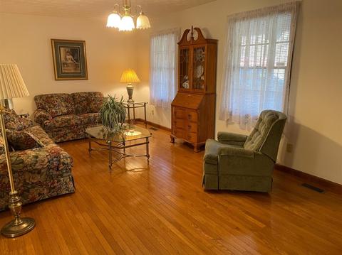 469 Lakeside Dr, Jackson, KY 41339 photo 9