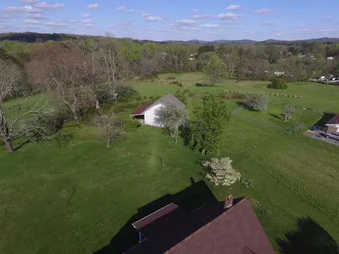 586 Standard Ave, Corbin, KY 40701 photo 6
