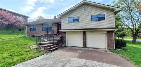 1215 Maple Ln, Corbin, KY 40701 photo 3