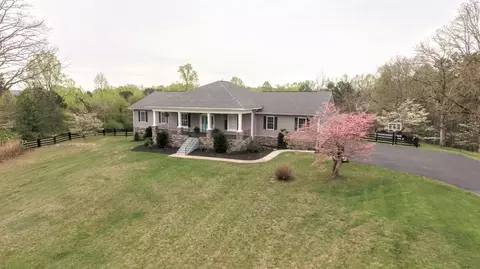 985 Gordon Hill Pike, Corbin, KY 40701 photo 3