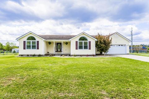 204 Elkmont Dr, Berea, KY 40403 photo 1