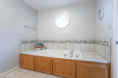 204 Elkmont Dr, Berea, KY 40403 photo 14