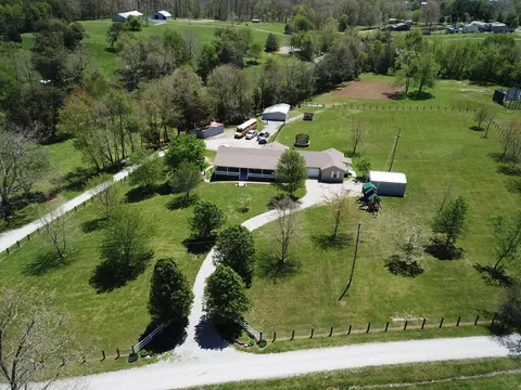174 Ford Ln, Berea, KY 40403 photo 5