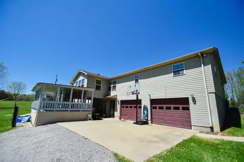 174 Ford Ln, Berea, KY 40403 photo 3