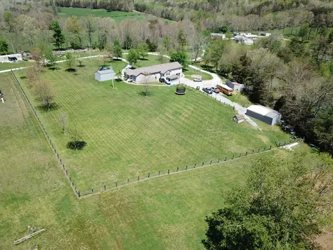 174 Ford Ln, Berea, KY 40403 photo 4