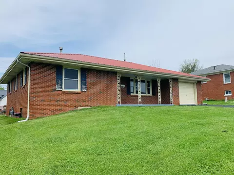 207 Davis Ave, Lancaster, KY 40444 photo 1