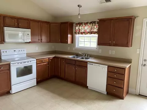123 Lost Tree Dr, Georgetown, KY 40324 photo 3