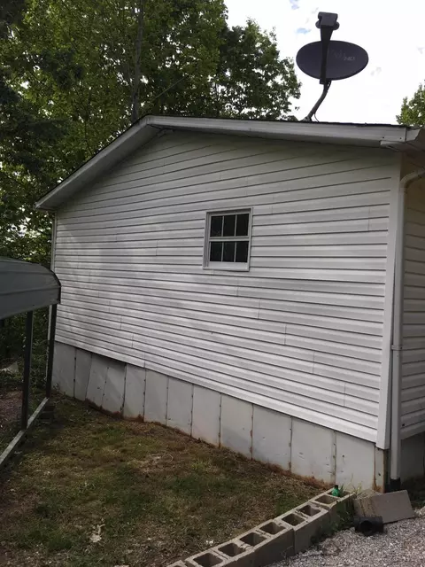 2550 Log Cabin Rd, Corbin, KY 40701 photo 3