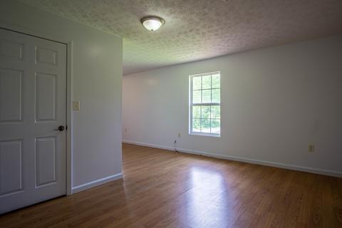 6830 E Laurel Rd, London, KY 40741 photo 11