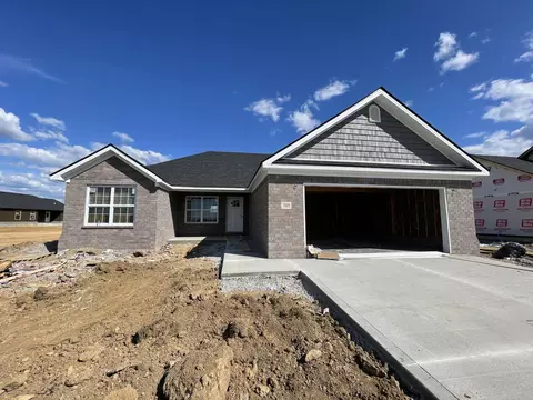 705 Tower Dr, Richmond, KY 40475 photo 2