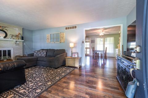 306 Oak Dr, Lancaster, KY 40444 photo 7