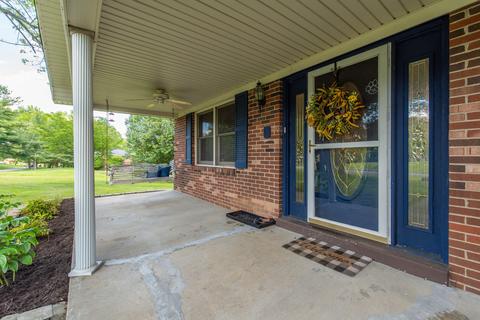306 Oak Dr, Lancaster, KY 40444 photo 6