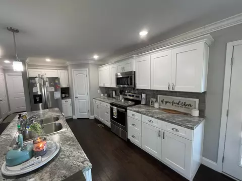 387 Landen Dr, Corbin, KY 40701 photo 4