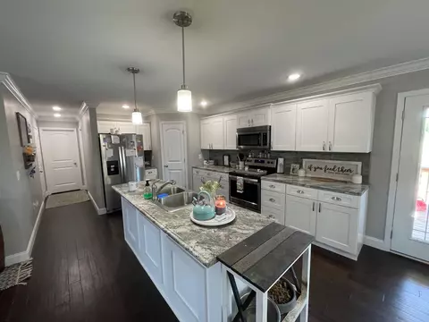 387 Landen Dr, Corbin, KY 40701 photo 3