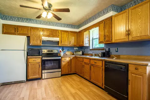 7550 Todd St, Corbin, KY 40701 photo 3