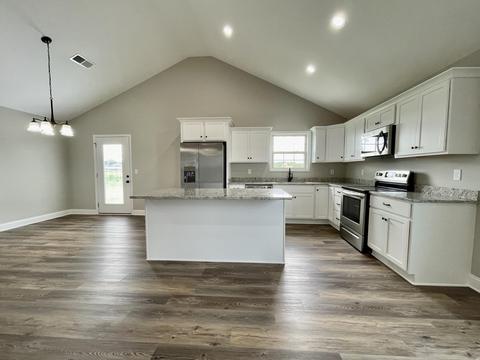 733 Tower Dr, Richmond, KY 40475 photo 5