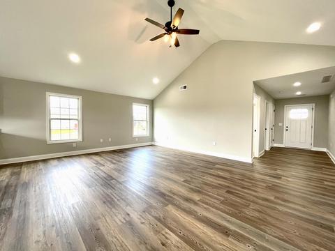 733 Tower Dr, Richmond, KY 40475 photo 3