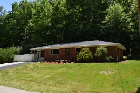 1379 Knapp Ave, Morehead, KY 40351 photo 3