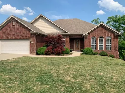 232 Lakeside Dr, Georgetown, KY 40324 photo 1