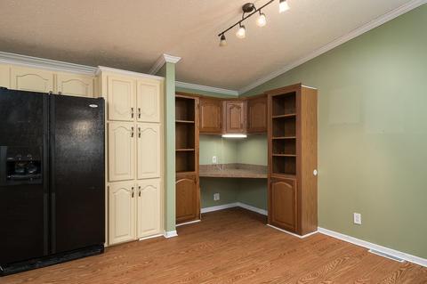 120 E Lynn St, Georgetown, KY 40324 photo 9