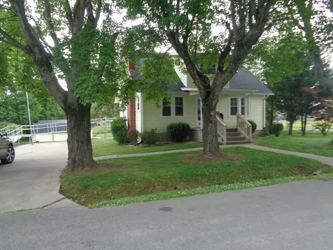 1900 Goodwin St, Corbin, KY 40701 photo 2