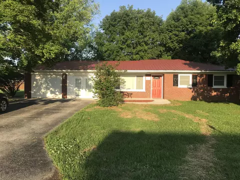 206 Huff St, Grayson, KY 41143 photo 2