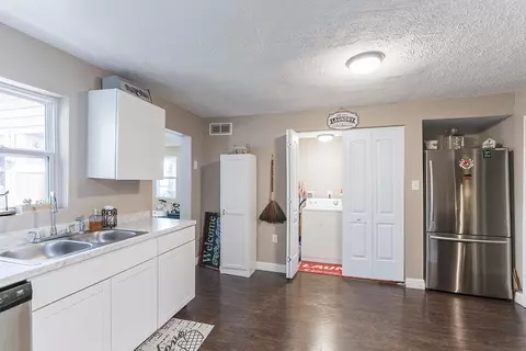 106 Walnut St, Berea, KY 40403 photo 10