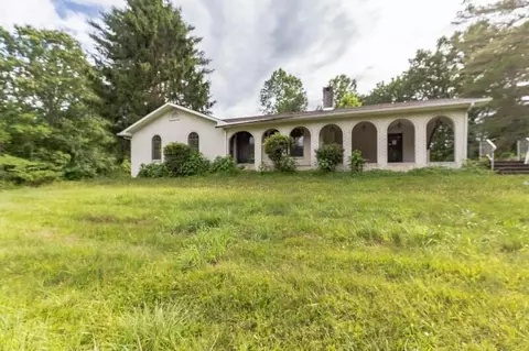 119 Lakeside Rd, Corbin, KY 40701 photo 2