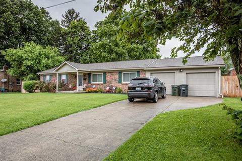402 Maple St, Georgetown, KY 40324 photo 2
