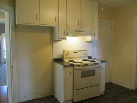 208 E Third St, Perryville, KY 40468 photo 13