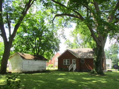 208 E Third St, Perryville, KY 40468 photo 23