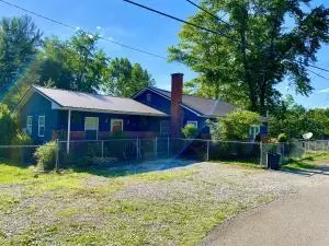 1050 Evergreen Rd, Flat Lick, KY 40935 photo 1