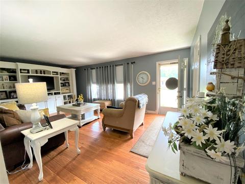1122 Pine St, Corbin, KY 40701 photo 2