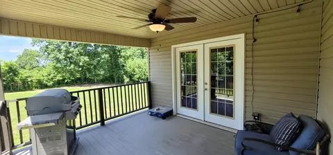 374 Hickory Ridge Dr, Corbin, KY 40701 photo 9