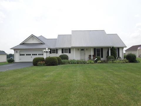 149 Bright Leaf Dr, Lancaster, KY 40444 photo 1