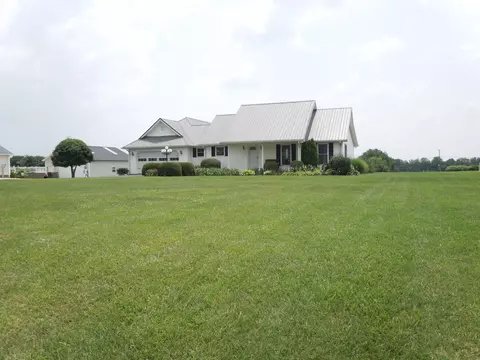 149 Bright Leaf Dr, Lancaster, KY 40444 photo 3