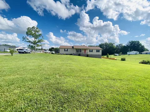 323 Hickory Hill Dr, Corbin, KY 40701 photo 1