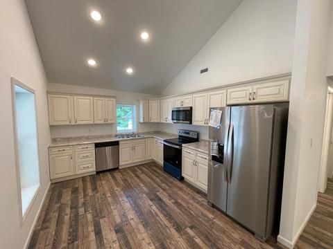 1023 5th St Rd, Corbin, KY 40701 photo 2