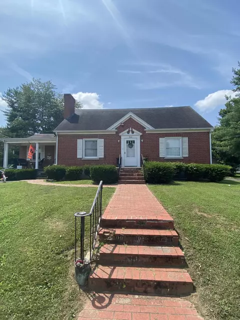 306 E First St, Perryville, KY 40468 photo 1