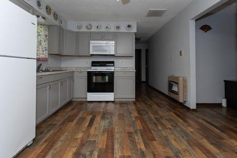 188 E Railroad St, Stanton, KY 40380 photo 14