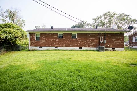 188 E Railroad St, Stanton, KY 40380 photo 4