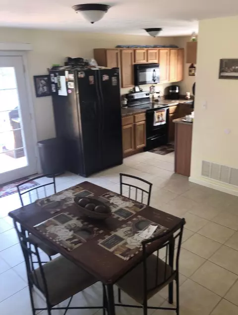 105 Elm St, Berea, KY 40403 photo 17