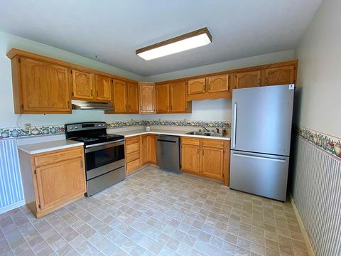 181 Barrett St, Grayson, KY 41143 photo 7