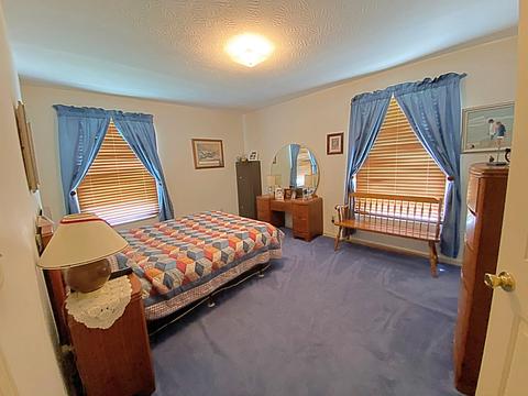 181 Barrett St, Grayson, KY 41143 photo 3