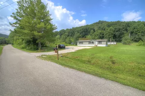 333 Brandy Ln, Stanton, KY 40380 photo 4
